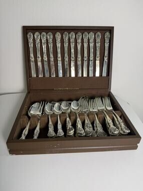 FB Rogers FRENCH ROSE Ornate Silver Plate Flatware Set 63 Piece Serves 12 Case